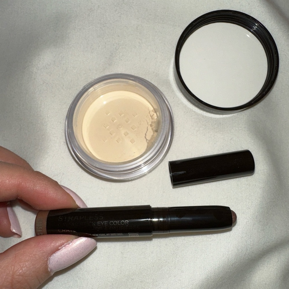 ✨ NEW Laura Mercier Limited Edition Birthday Gift Translucent Powder & Eyeshadow - Picture 5 of 9